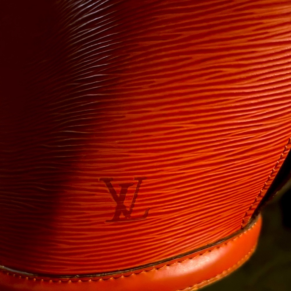 Louis Vuitton Epi Leather Vintage Tote